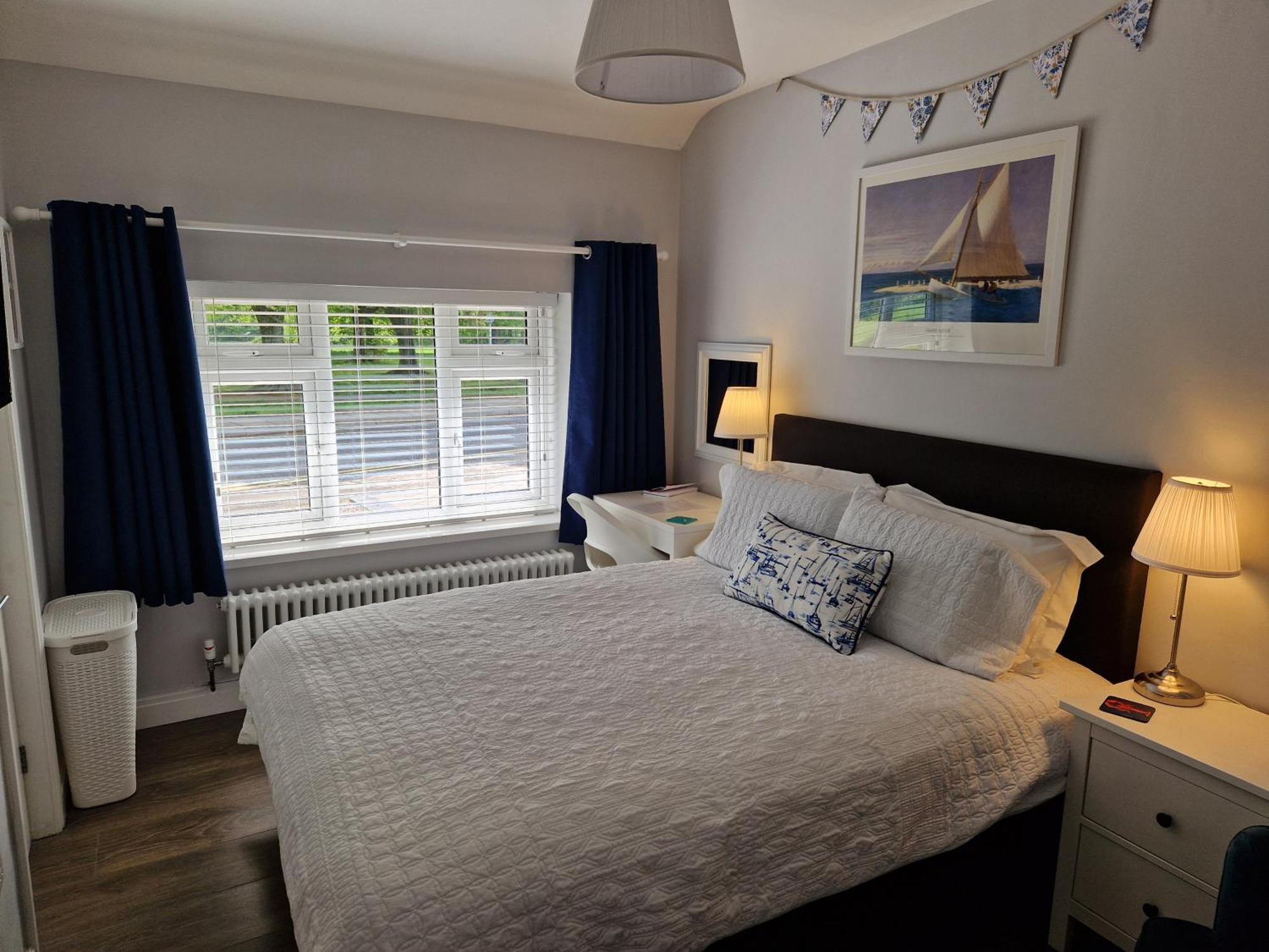 Room On Heath Park Cardiff Eksteriør billede